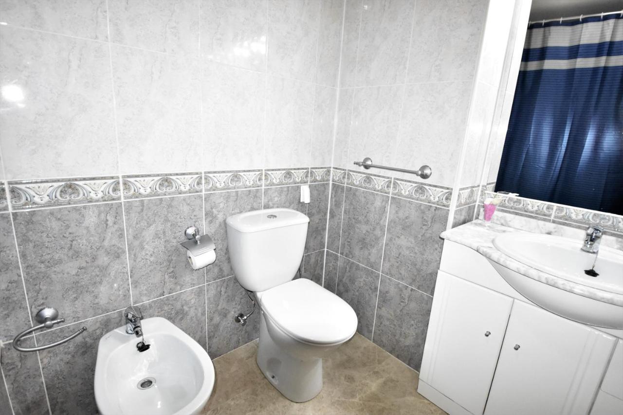 Ventura Park A-6 Apartment Салоу Екстериор снимка